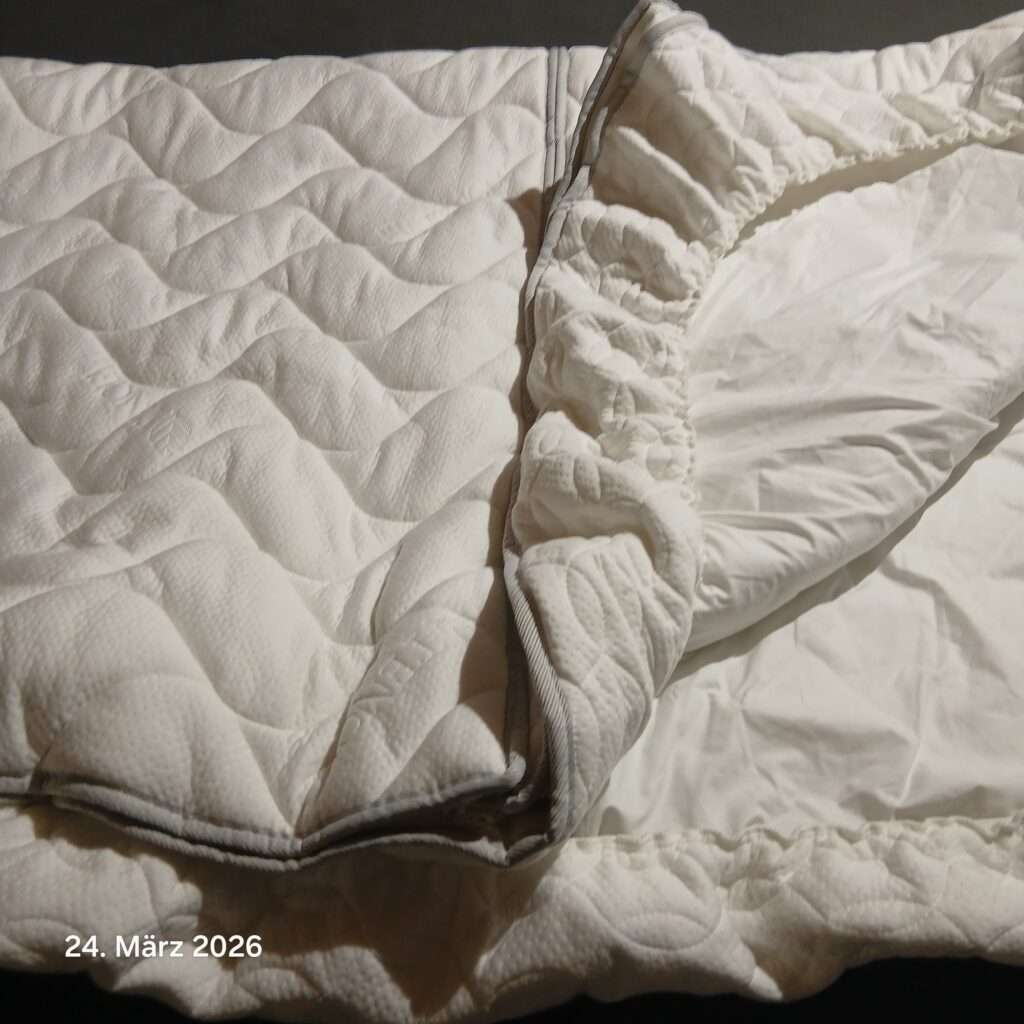 Detailansicht der Split-Spannumrandung für Wasserbetten