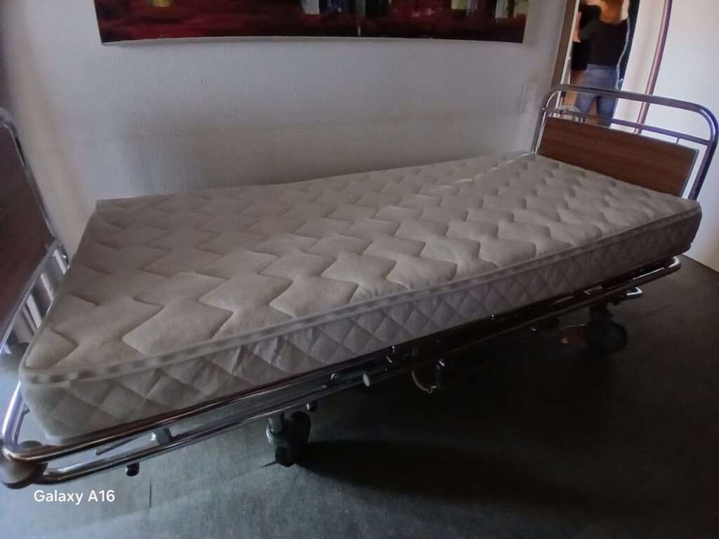 Spital- & Pflege-Wasserbett